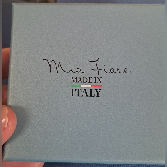 Italy Mia Fiore Sterling Silver Twisted Hoop Earrings New Box Date Night Gift - Picture 6 of 6